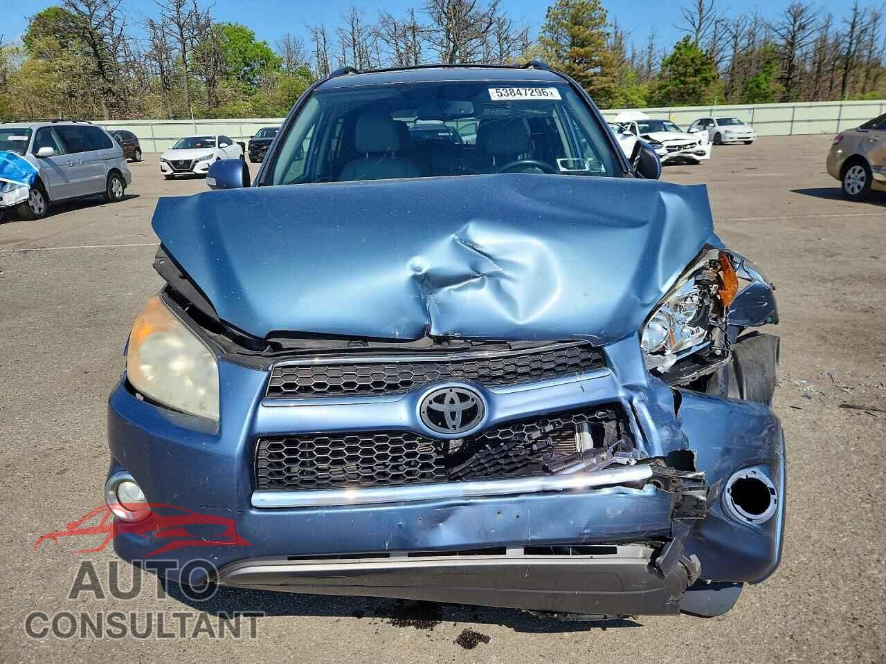 TOYOTA RAV4 2011 - 2T3DF4DVXBW153979