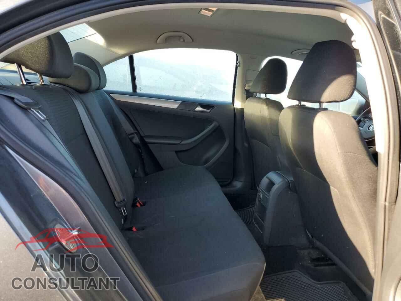VOLKSWAGEN JETTA 2016 - 3VWD67AJ3GM400588