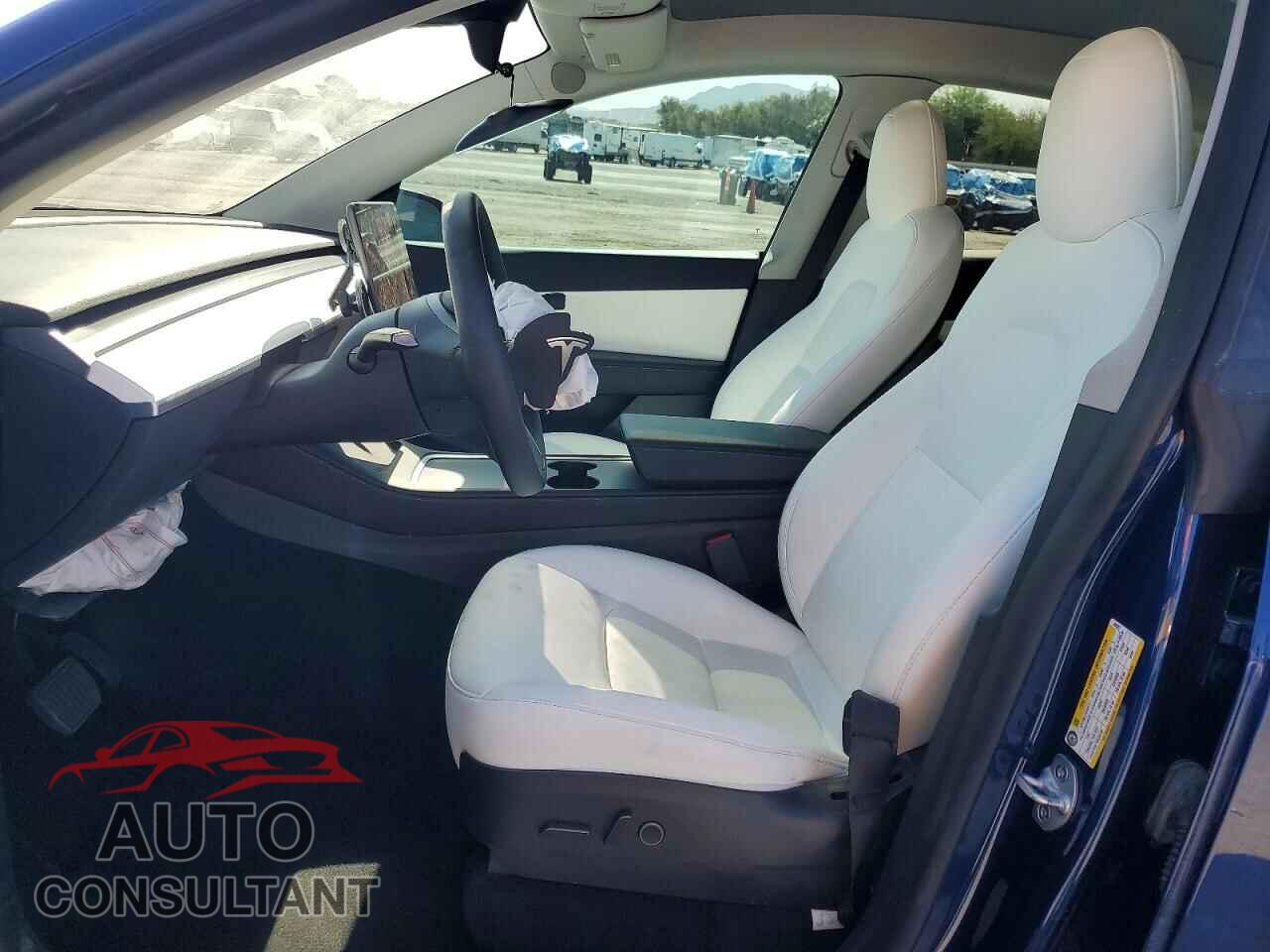 TESLA MODEL Y 2022 - 7SAYGDEE4NF458307