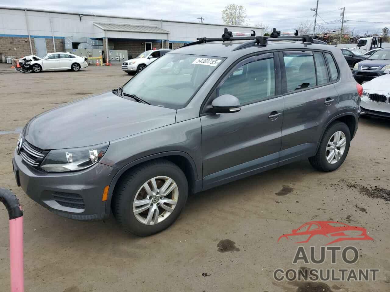 VOLKSWAGEN TIGUAN 2016 - WVGBV7AX6GW560994