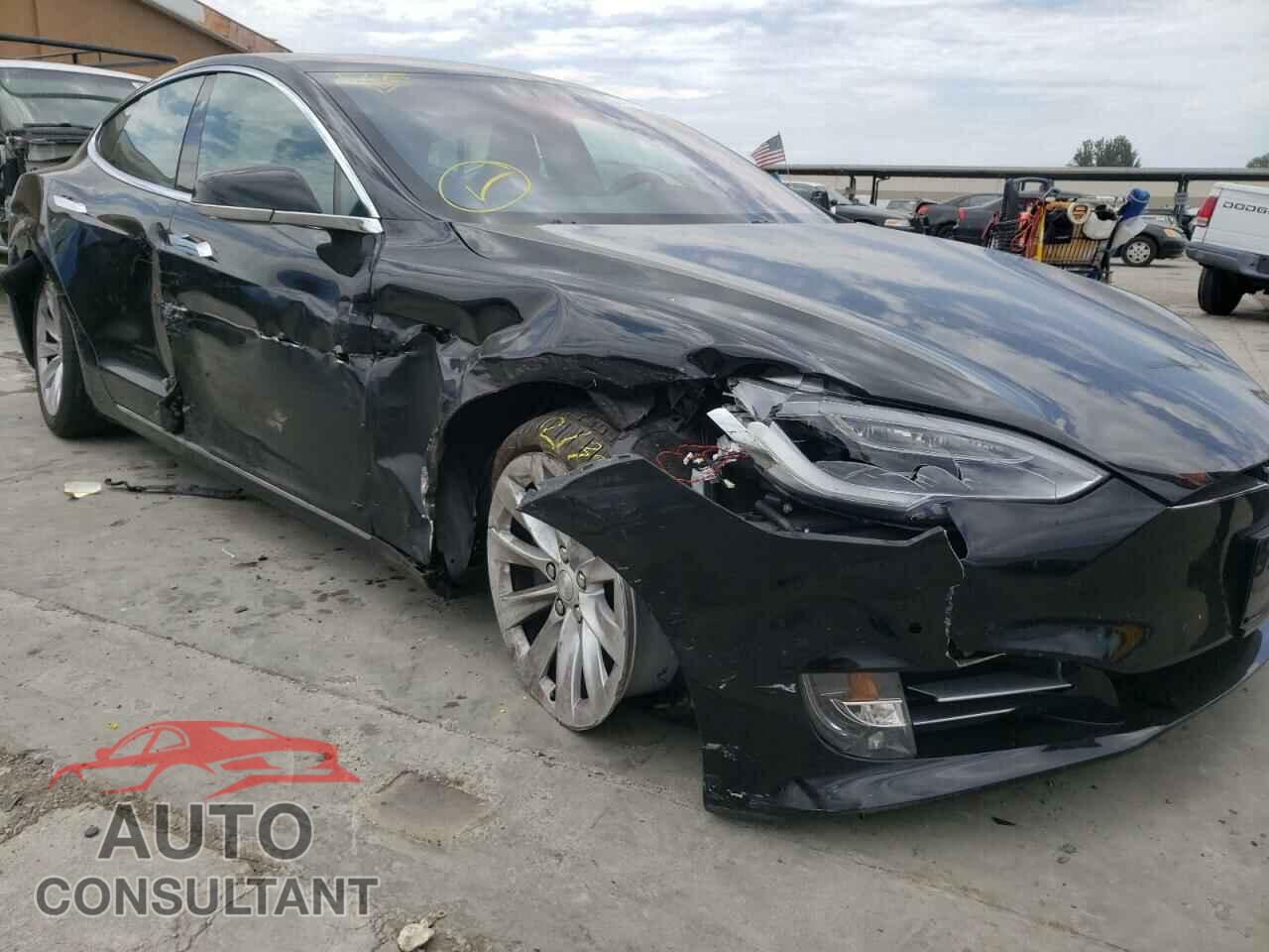 TESLA MODEL S 2017 - 5YJSA1E2XHF183880
