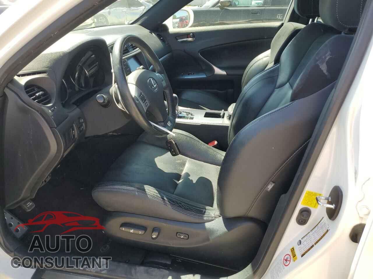 LEXUS IS 2012 - JTHBF5C23C5178377