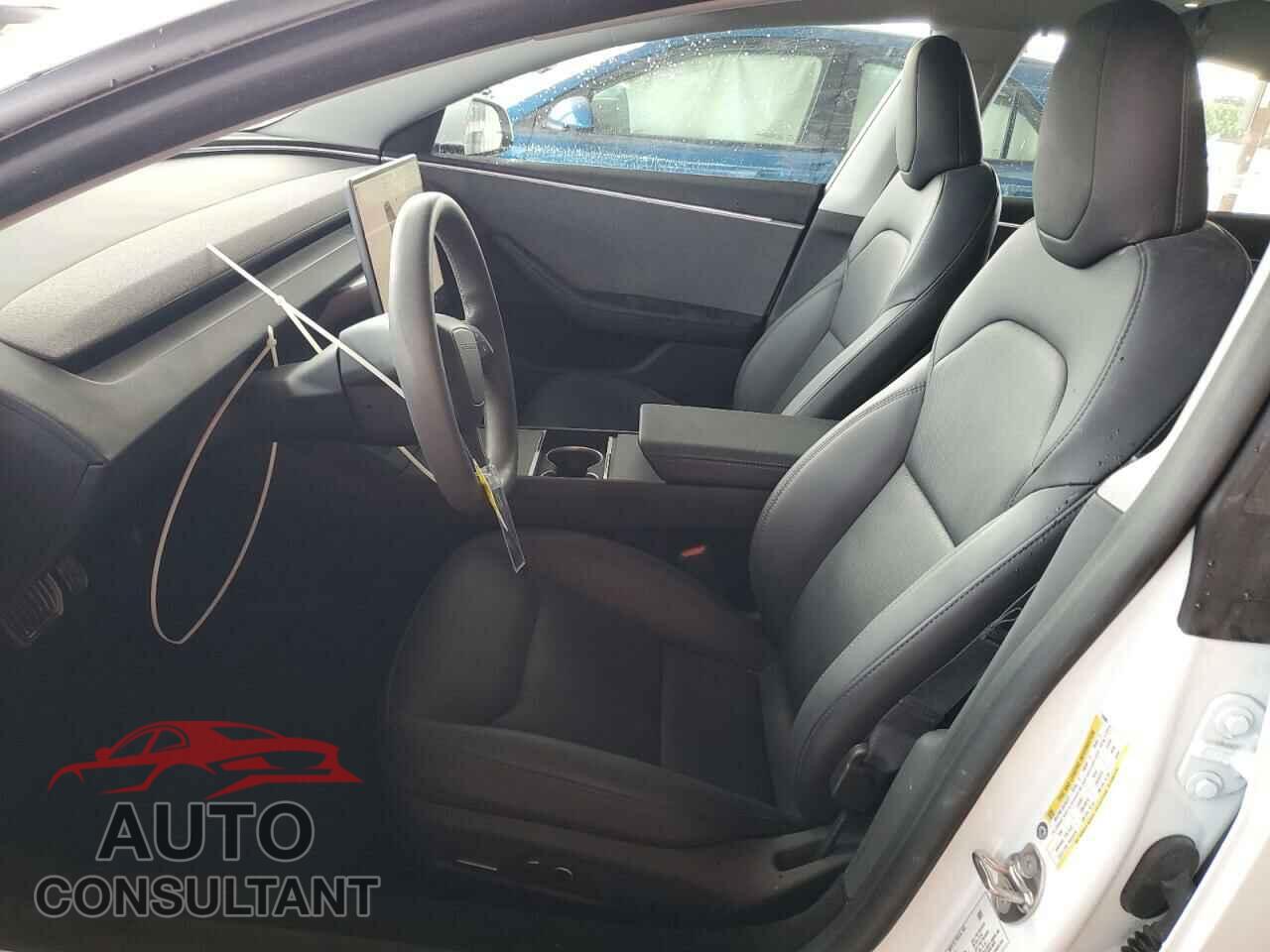 TESLA MODEL 3 2024 - 5YJ3E1EA0RF743987