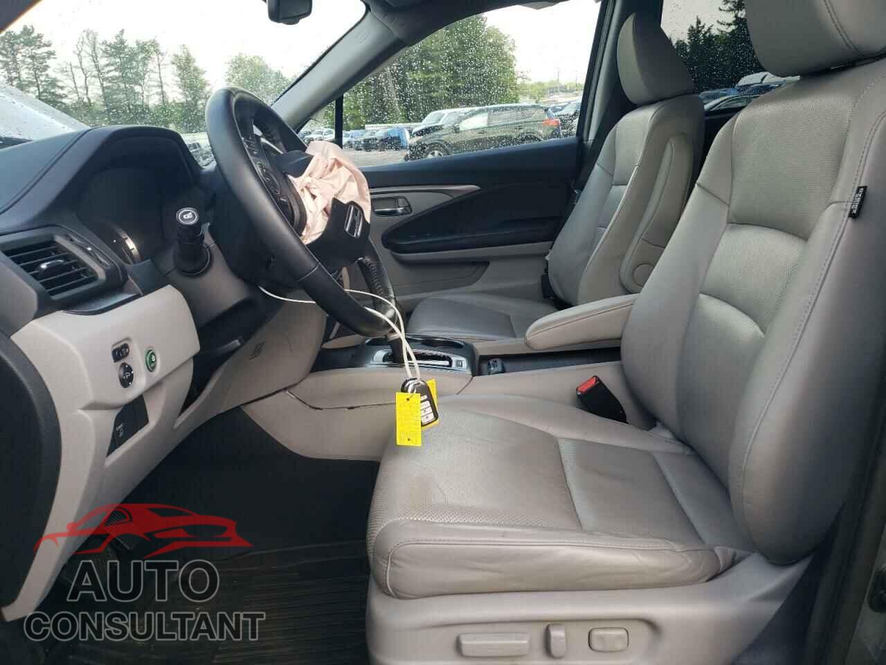 HONDA RIDGELINE 2017 - 5FPYK3F64HB008598