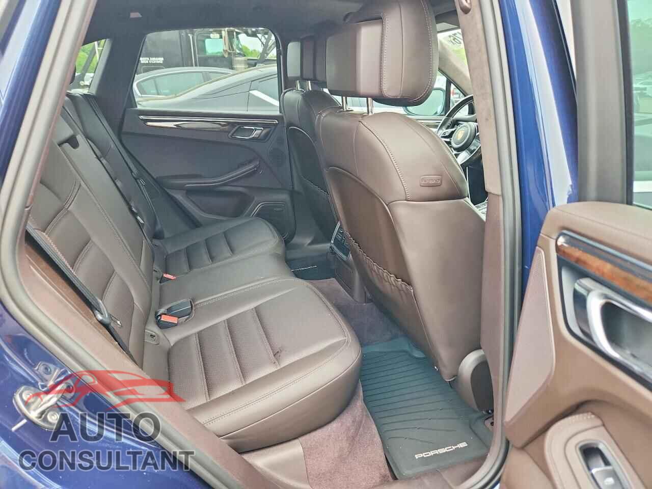 PORSCHE MACAN 2015 - WP1AF2A50FLB94785