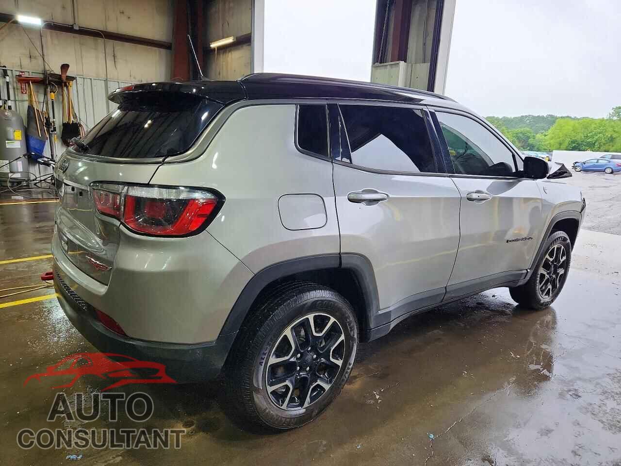 JEEP COMPASS 2019 - 3C4NJDDB4KT716220