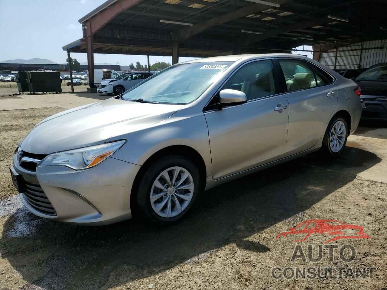 TOYOTA CAMRY 2015 - 4T4BF1FK4FR513728