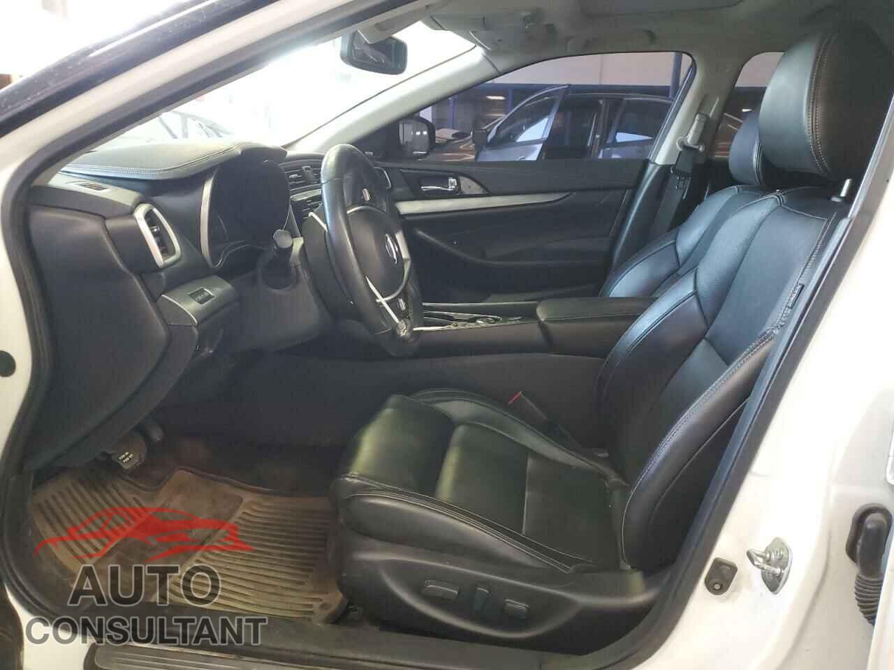 NISSAN MAXIMA 2017 - 1N4AA6AP1HC418440