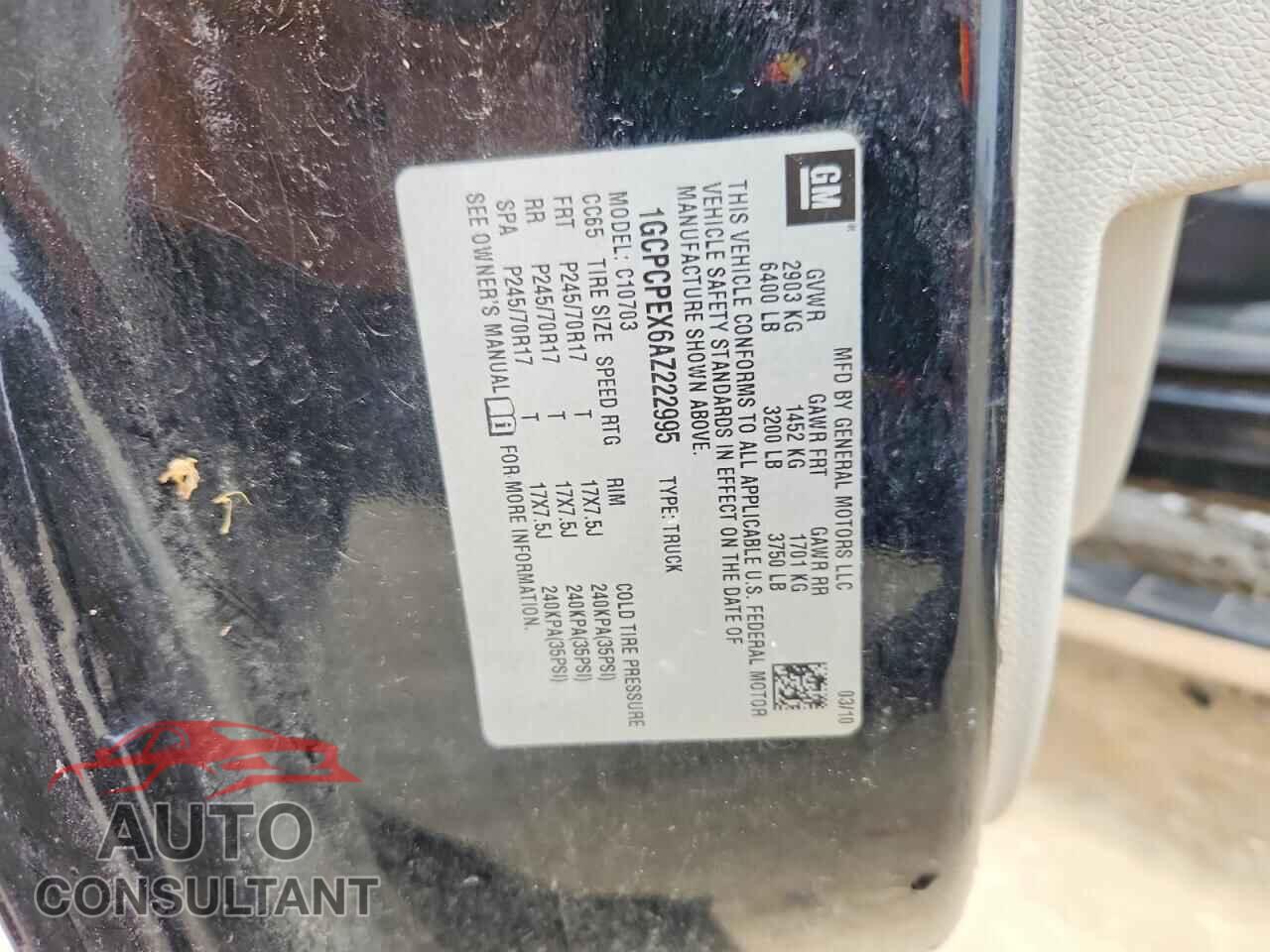 CHEVROLET SILVERADO 2010 - 1GCPCPEX6AZ222995