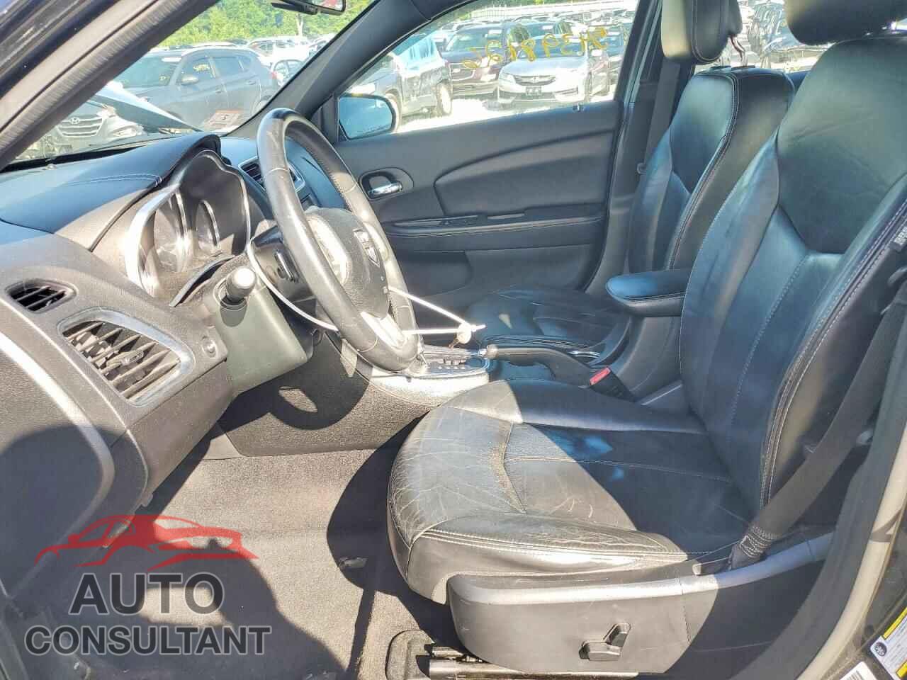 DODGE AVENGER 2013 - 1C3CDZCG2DN717625