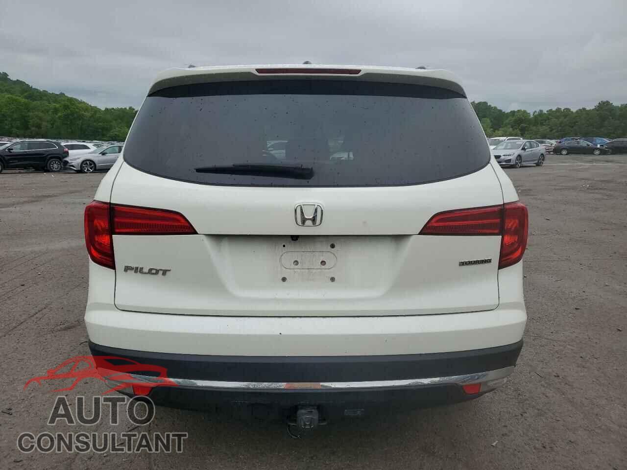 HONDA PILOT 2017 - 5FNYF5H97HB029302