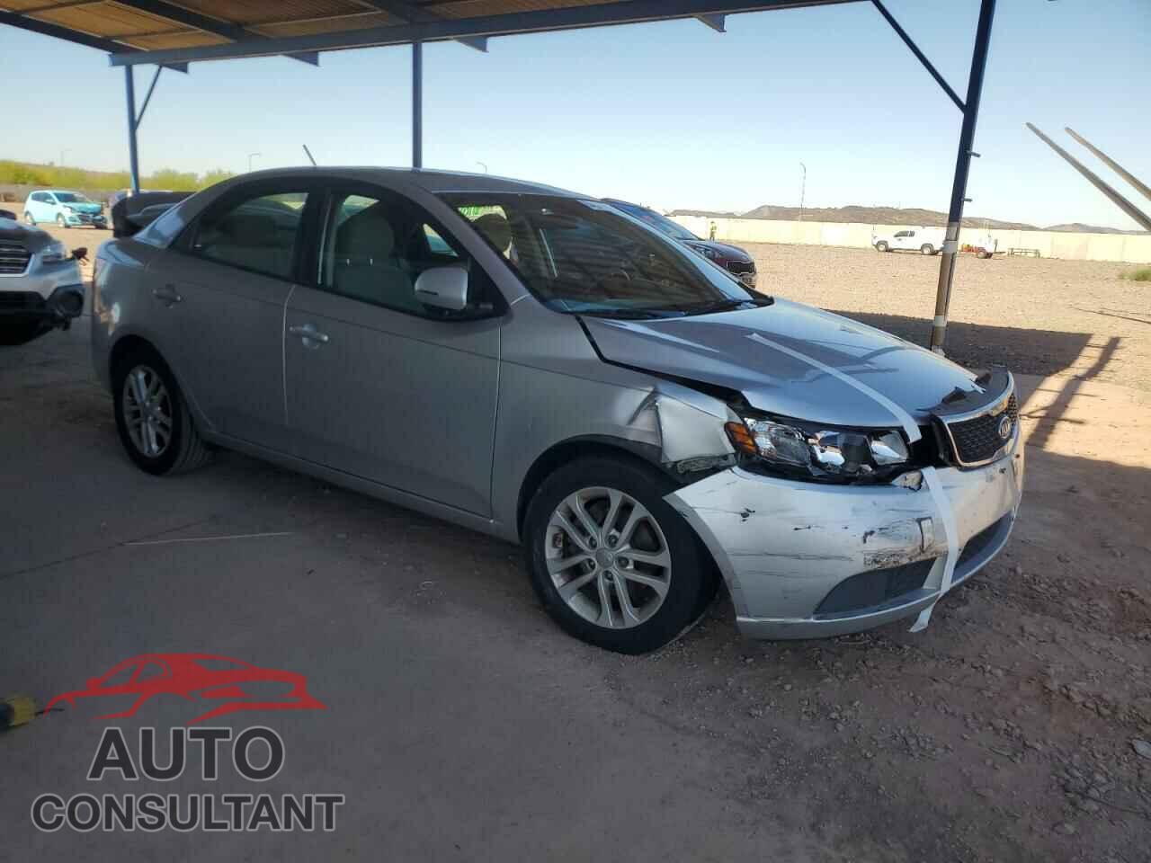 KIA FORTE 2011 - KNAFU4A28B5384375