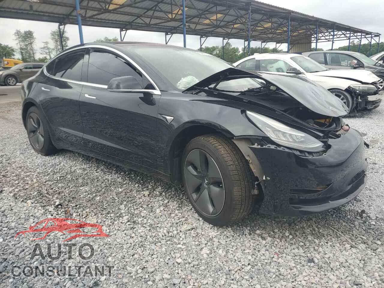 TESLA MODEL 3 2018 - 5YJ3E1EAXJF123118