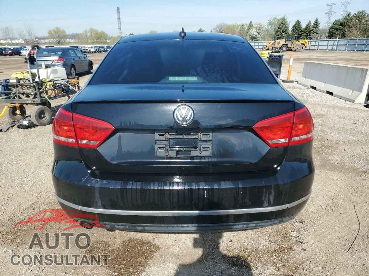 VOLKSWAGEN PASSAT 2015 - 1VWBS7A30FC004901