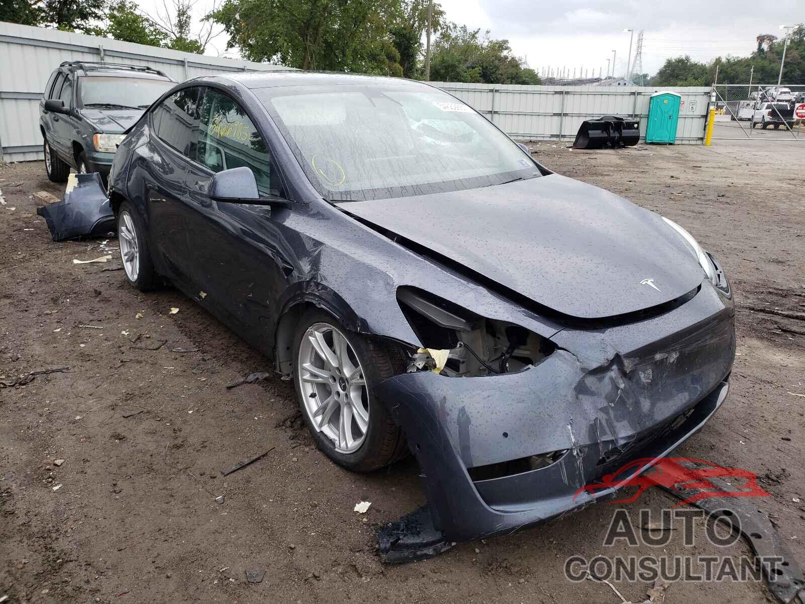 TESLA MODEL Y 2020 - 5YJYGDEEXLF030090