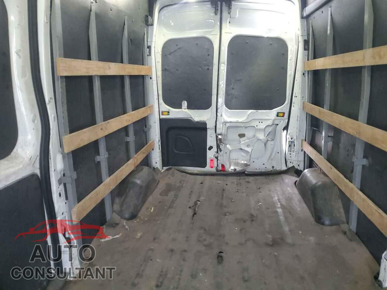 FORD TRANSIT 2017 - 1FTYR2XM6HKA58420