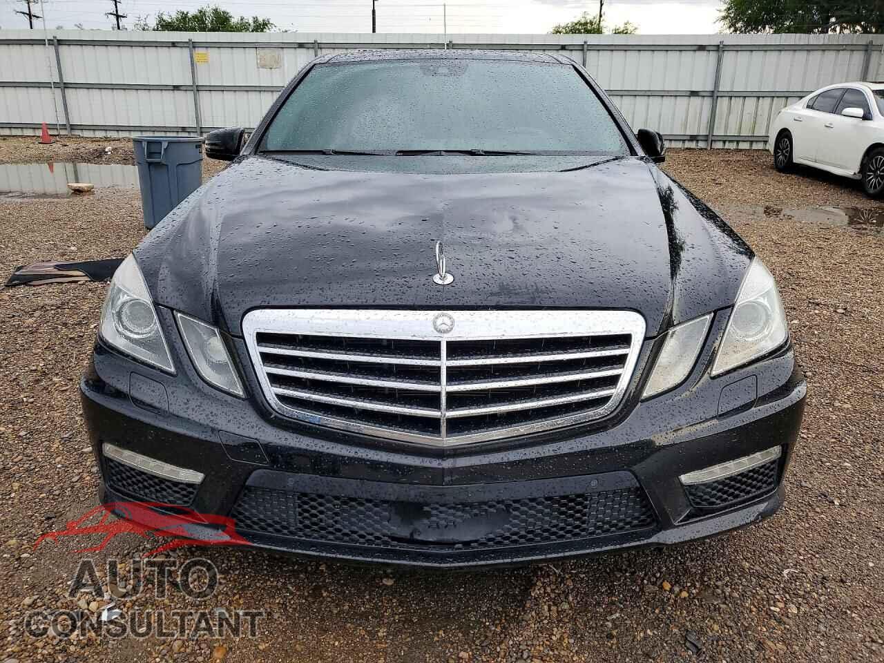 MERCEDES-BENZ E-CLASS 2012 - WDDHF7EB2CA597368