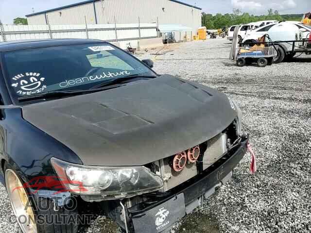 TOYOTA SCION 2012 - JTKJF5C70C3027610