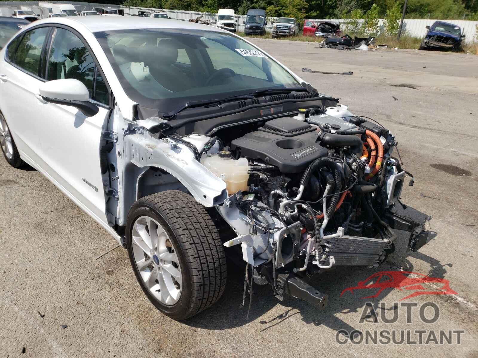 FORD FUSION 2019 - 3FA6P0LU3KR205972