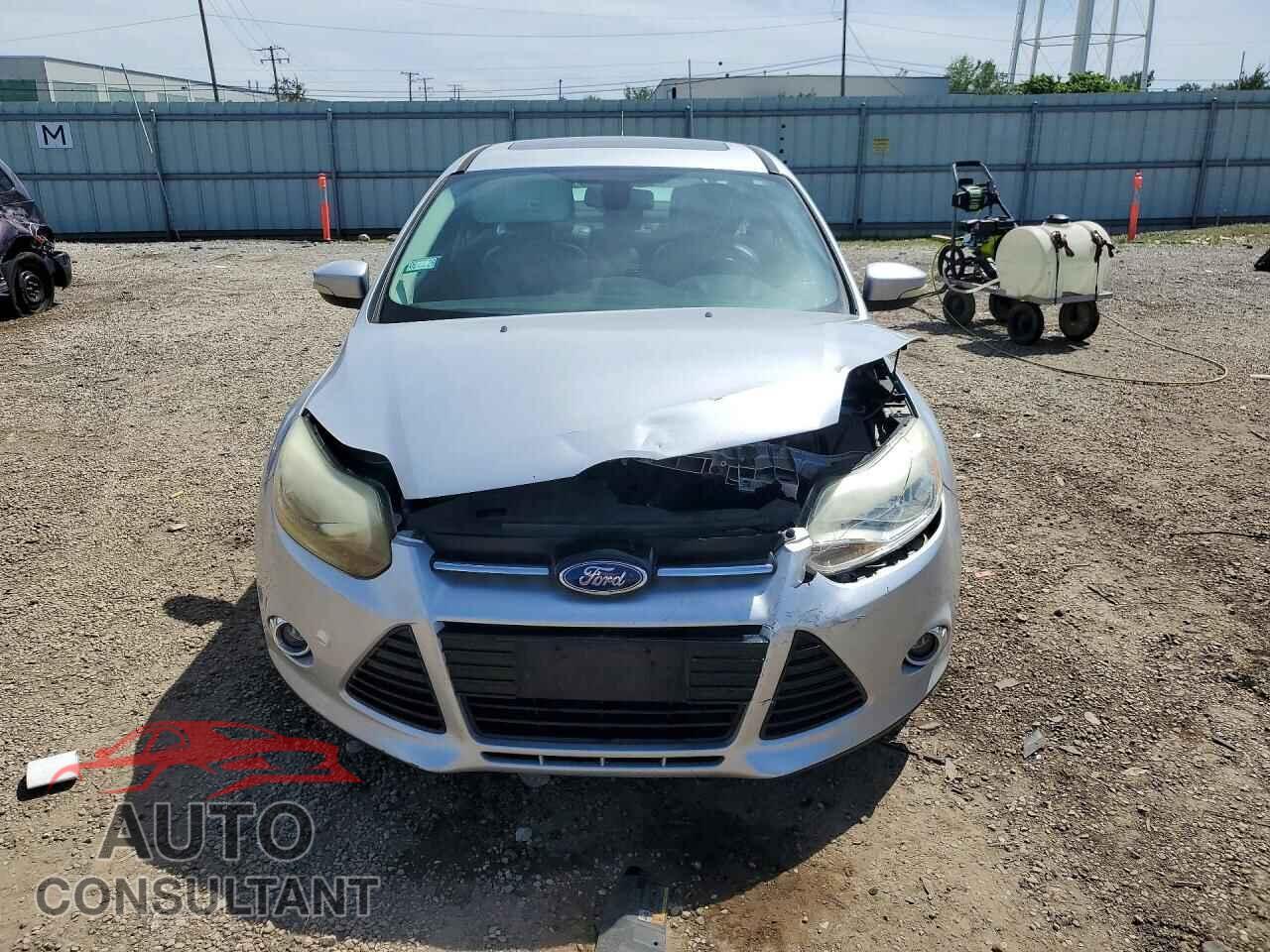 FORD FOCUS 2012 - 1FAHP3H27CL410874