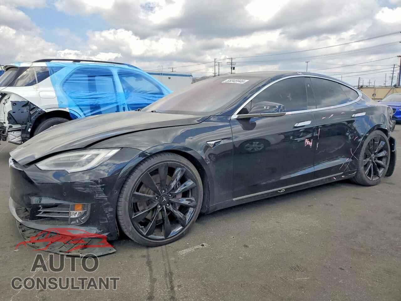 TESLA MODEL S 2018 - 5YJSA1E23JF276987