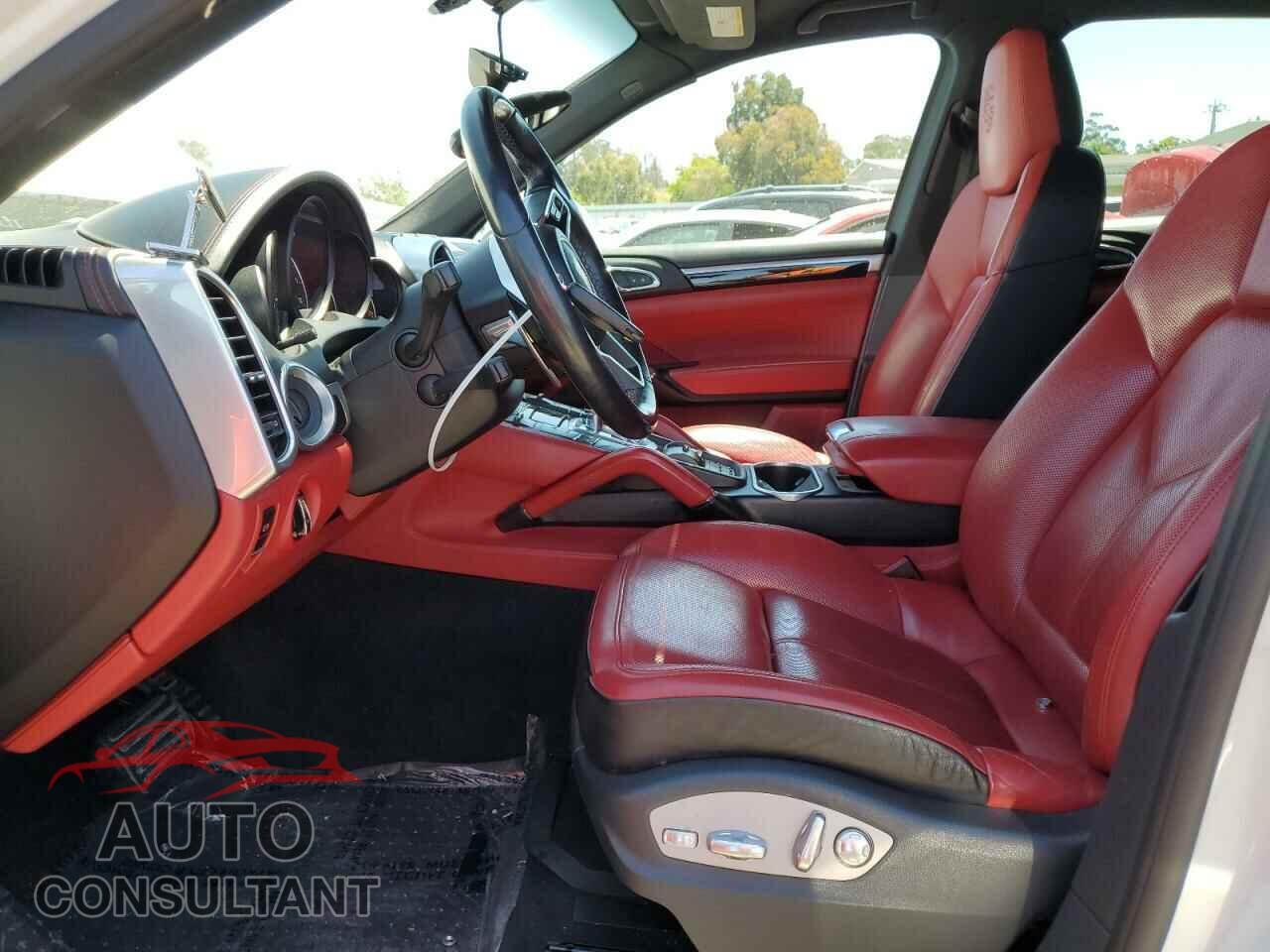 PORSCHE CAYENNE 2017 - WP1AA2A26HKA85471
