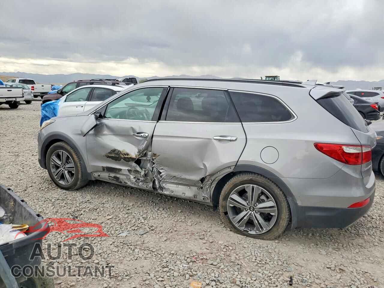 HYUNDAI SANTA FE 2015 - KM8SR4HF2FU106221