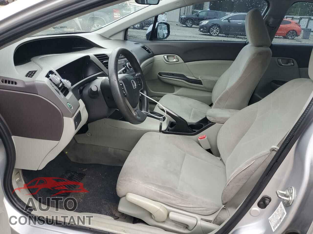 HONDA CIVIC 2012 - 19XFB2F58CE392997