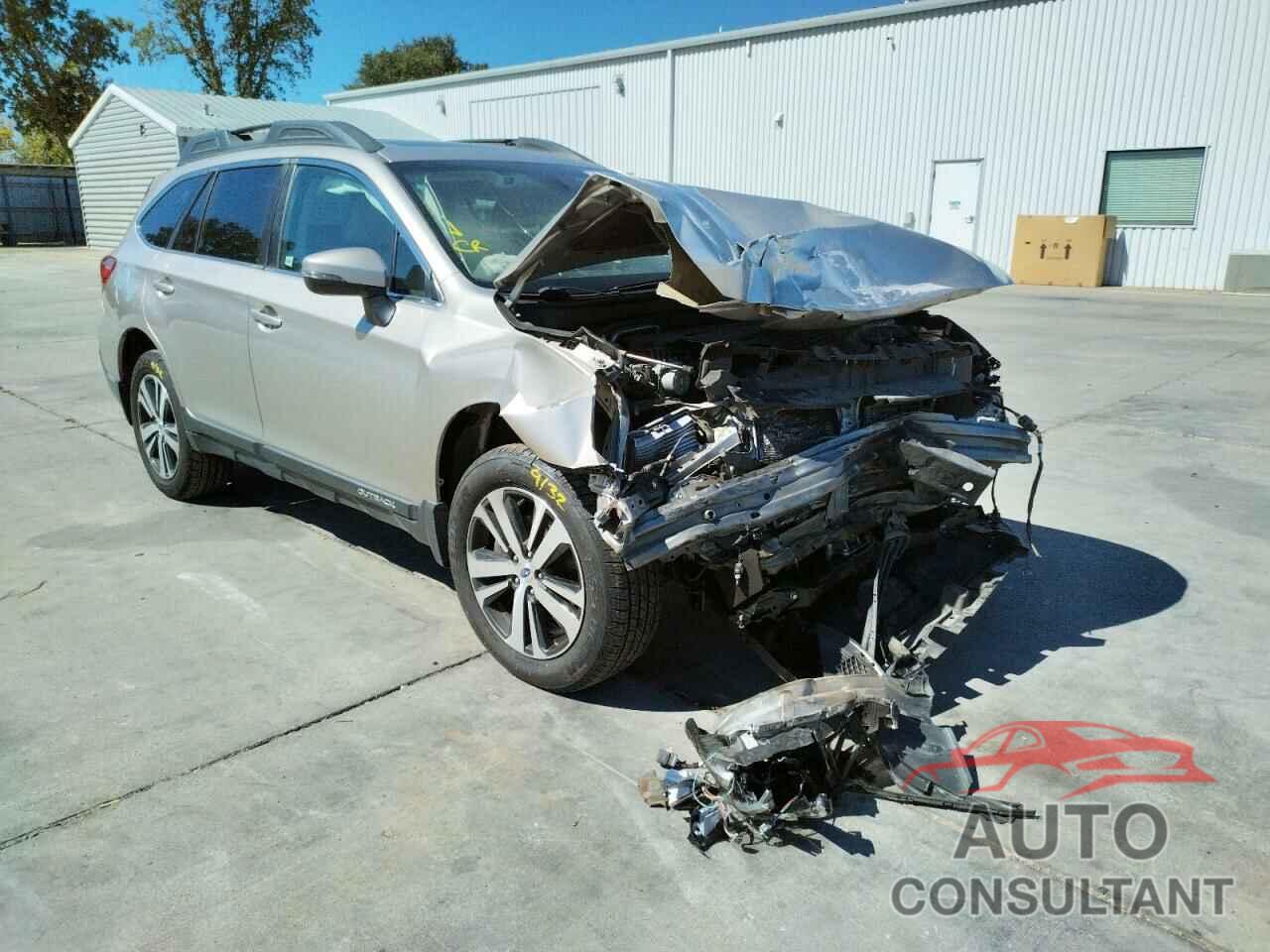SUBARU OUTBACK 2018 - 4S4BSENC3J3216701