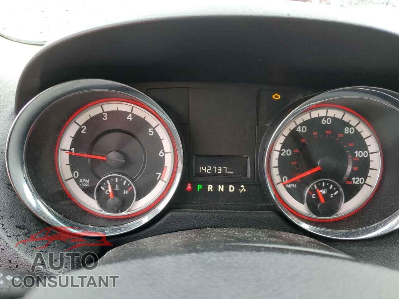 DODGE CARAVAN 2015 - 2C4RDGCG9FR745566