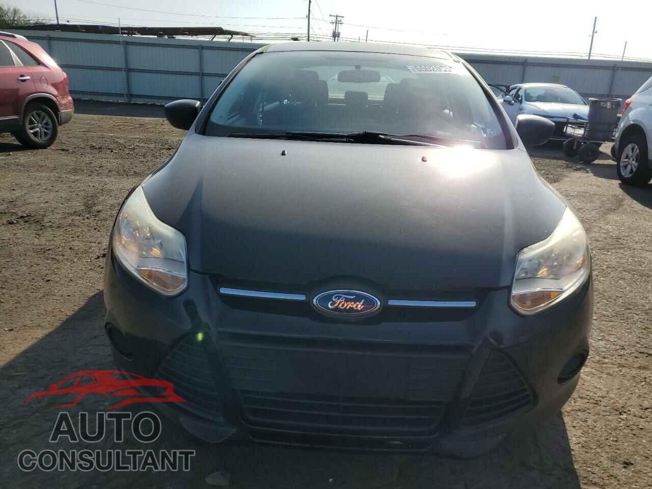 FORD FOCUS 2014 - 1FADP3E23EL319672