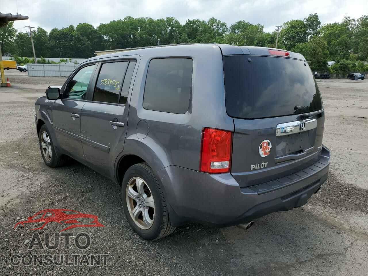 HONDA PILOT 2015 - 5FNYF4H49FB071210