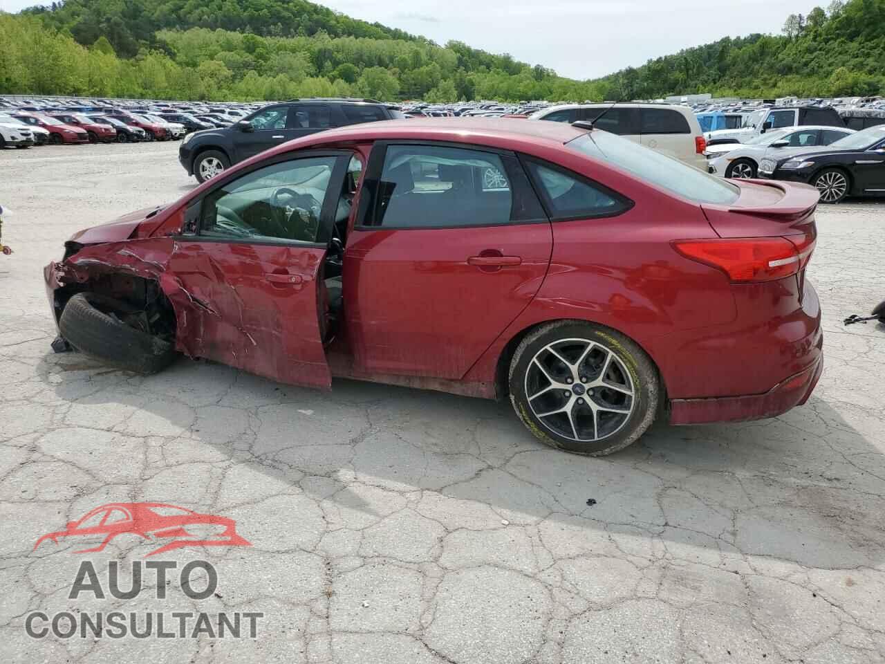 FORD FOCUS 2015 - 1FADP3F22FL361055