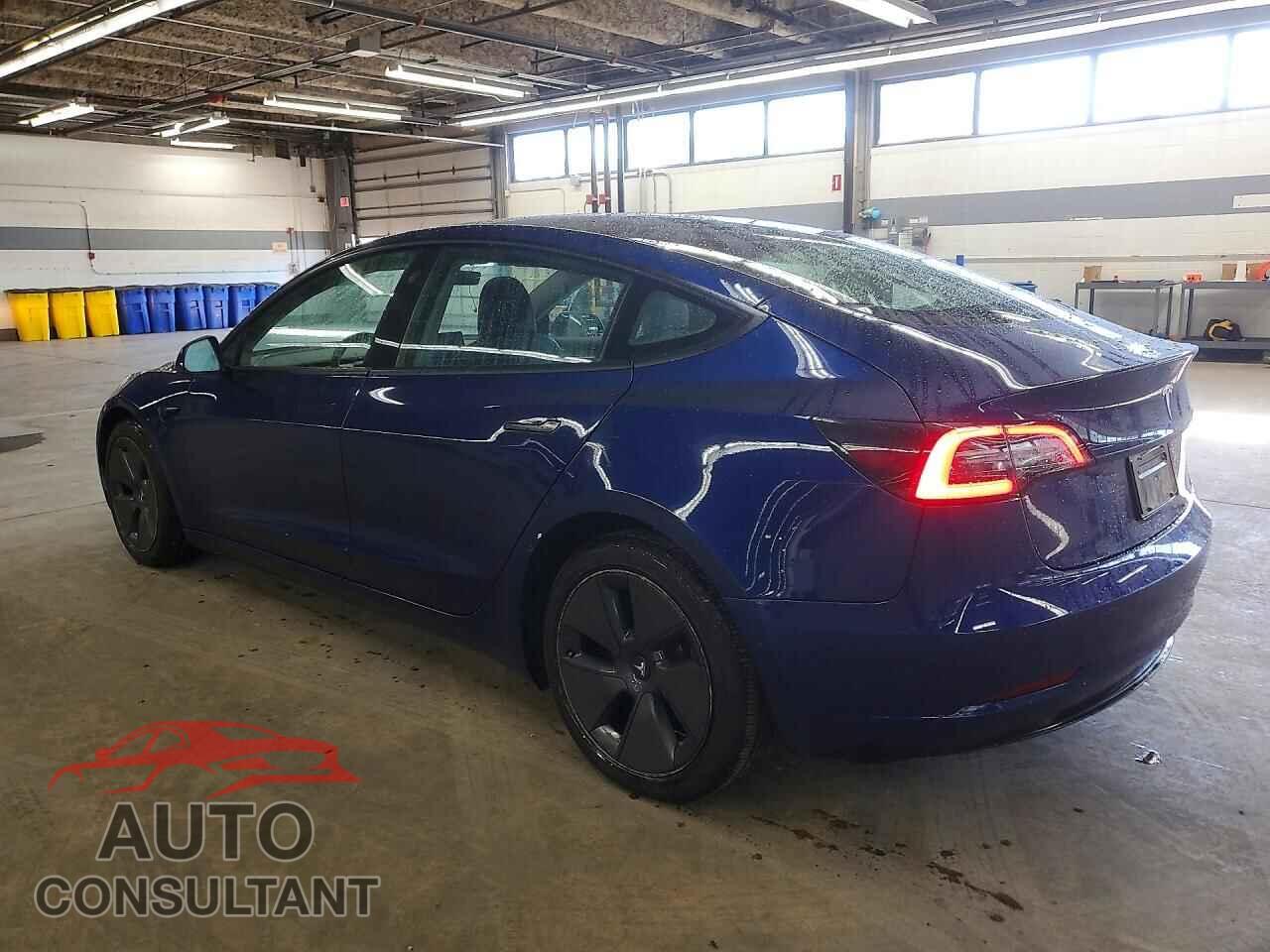 TESLA MODEL 3 2022 - 5YJ3E1EA7NF371025