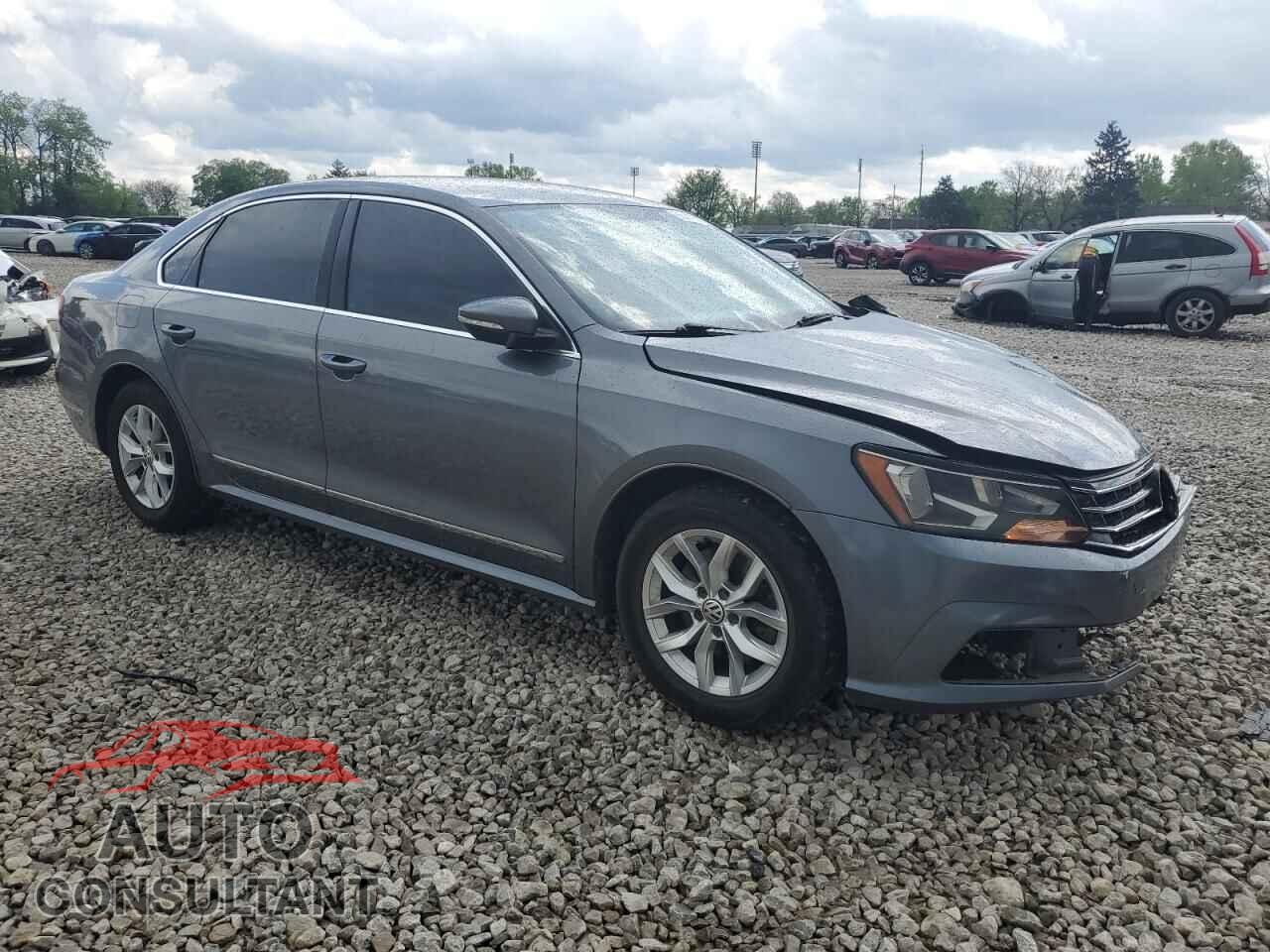 VOLKSWAGEN PASSAT 2017 - 1VWAT7A30HC004568