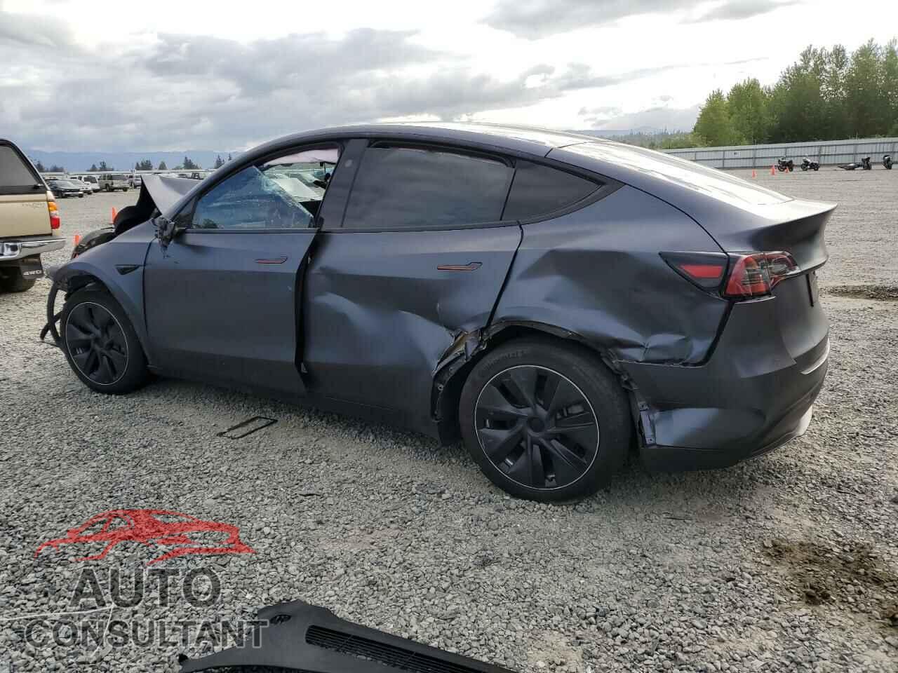 TESLA MODEL Y 2023 - 7SAYGDEE5PF921915