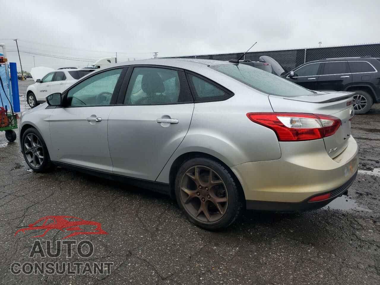 FORD FOCUS 2014 - 1FADP3F27EL389321