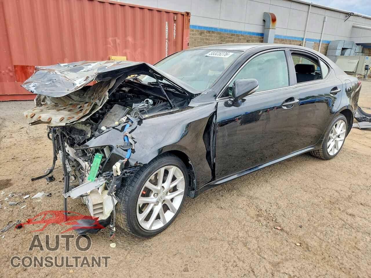 LEXUS IS 2011 - JTHCF5C24B5050104
