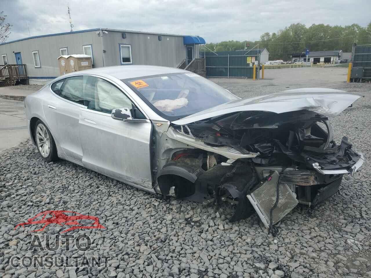 TESLA MODEL S 2017 - 5YJSA1E16HF180191