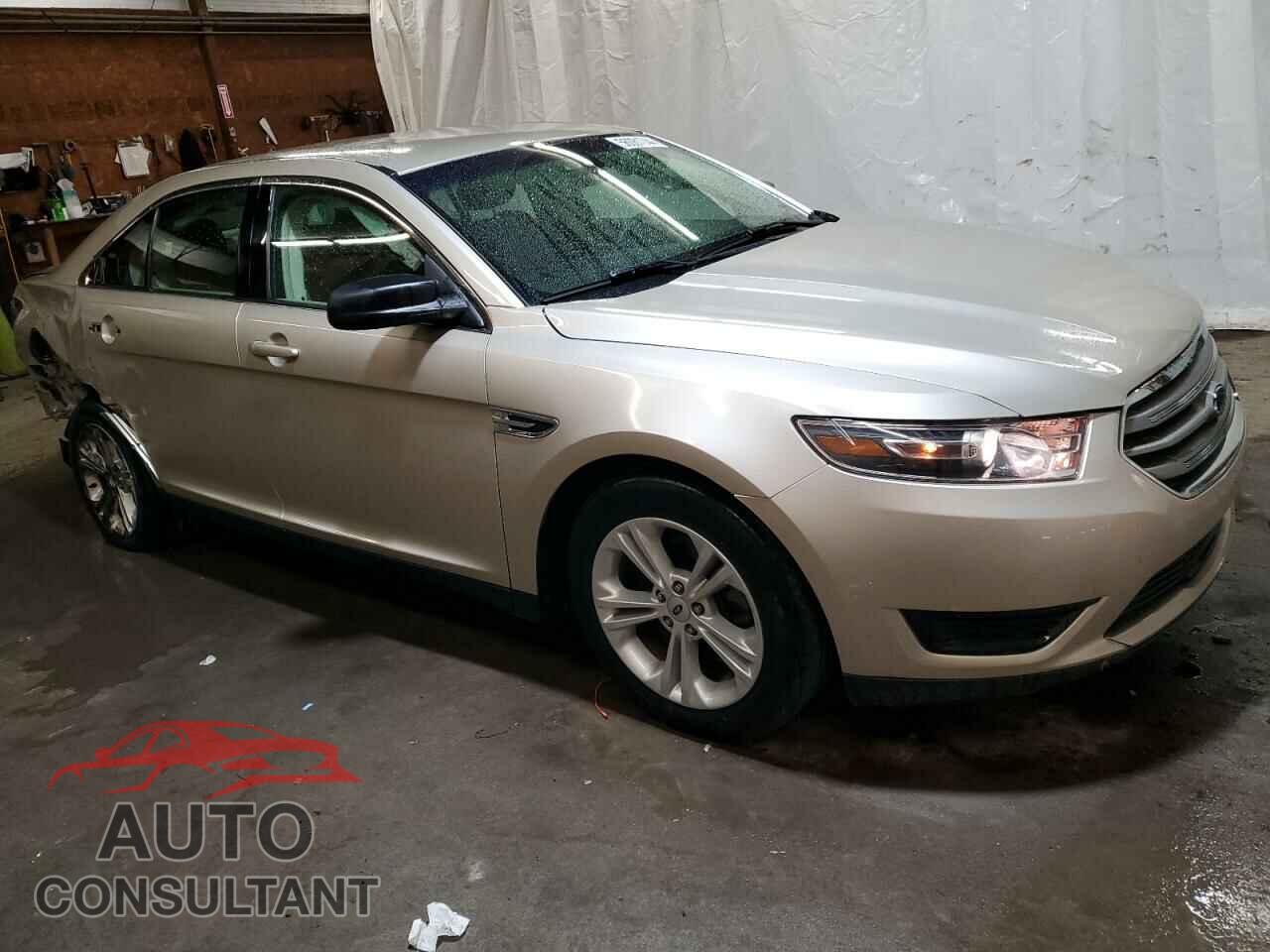 FORD TAURUS 2018 - 1FAHP2D80JG105369
