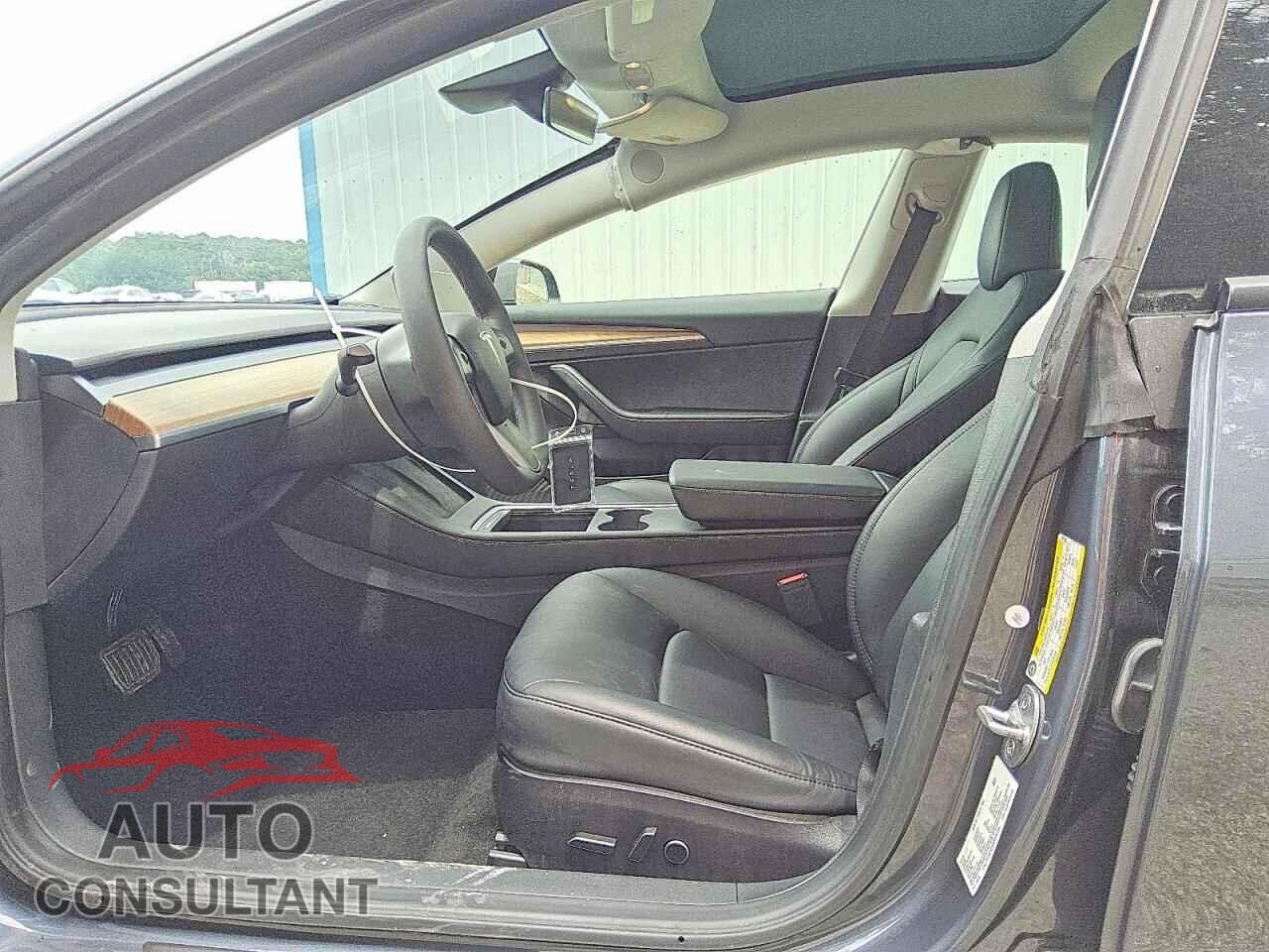 TESLA MODEL 3 2023 - 5YJ3E1EA5PF491330