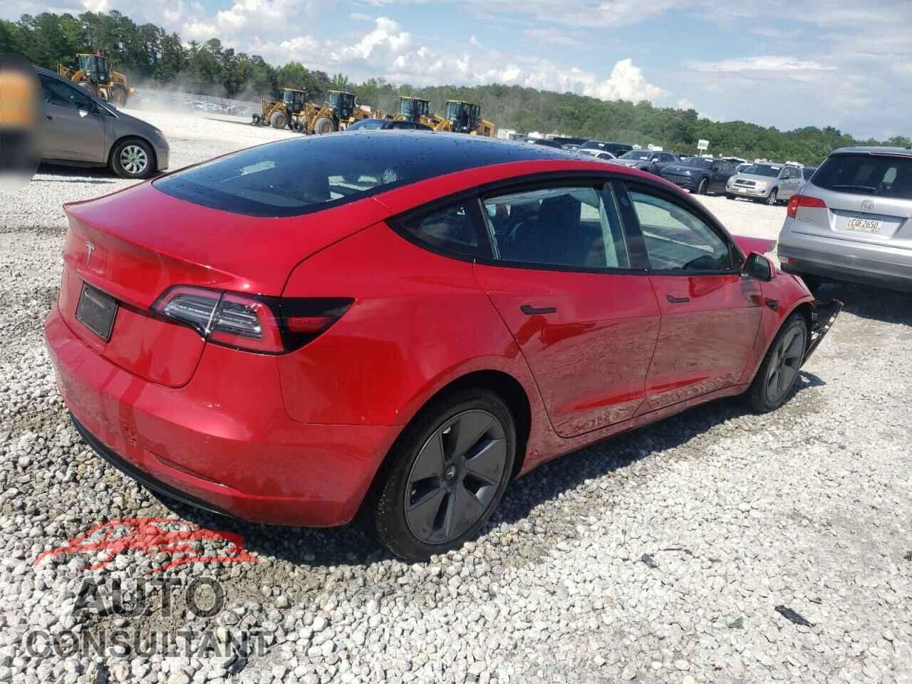 TESLA MODEL 3 2022 - 5YJ3E1EA8NF353679