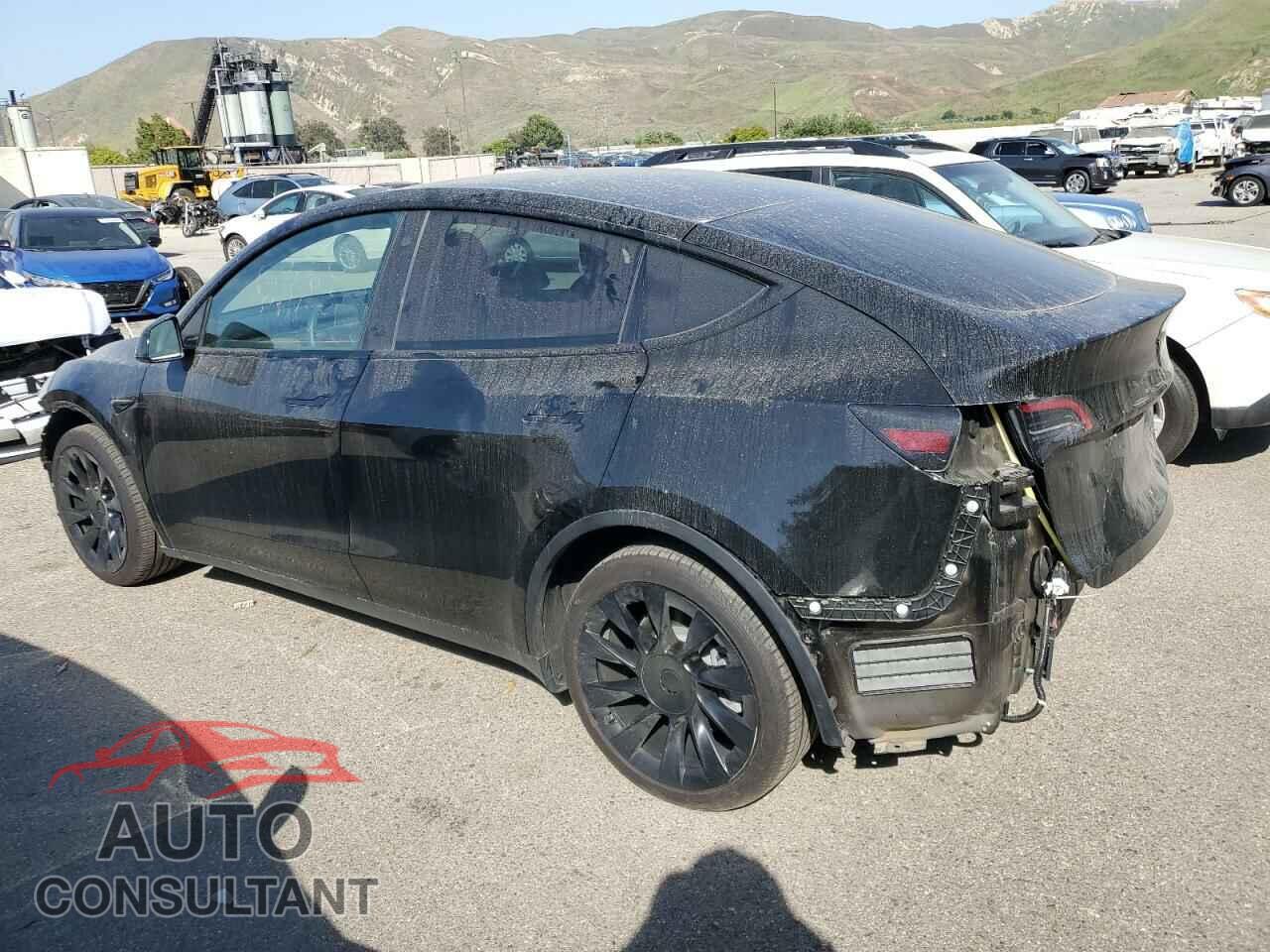 TESLA MODEL Y 2022 - 7SAYGAEE5NF465734