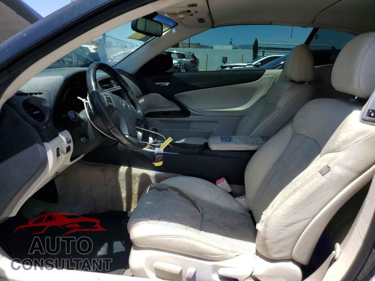 LEXUS IS 2010 - JTHFF2C28A2506004