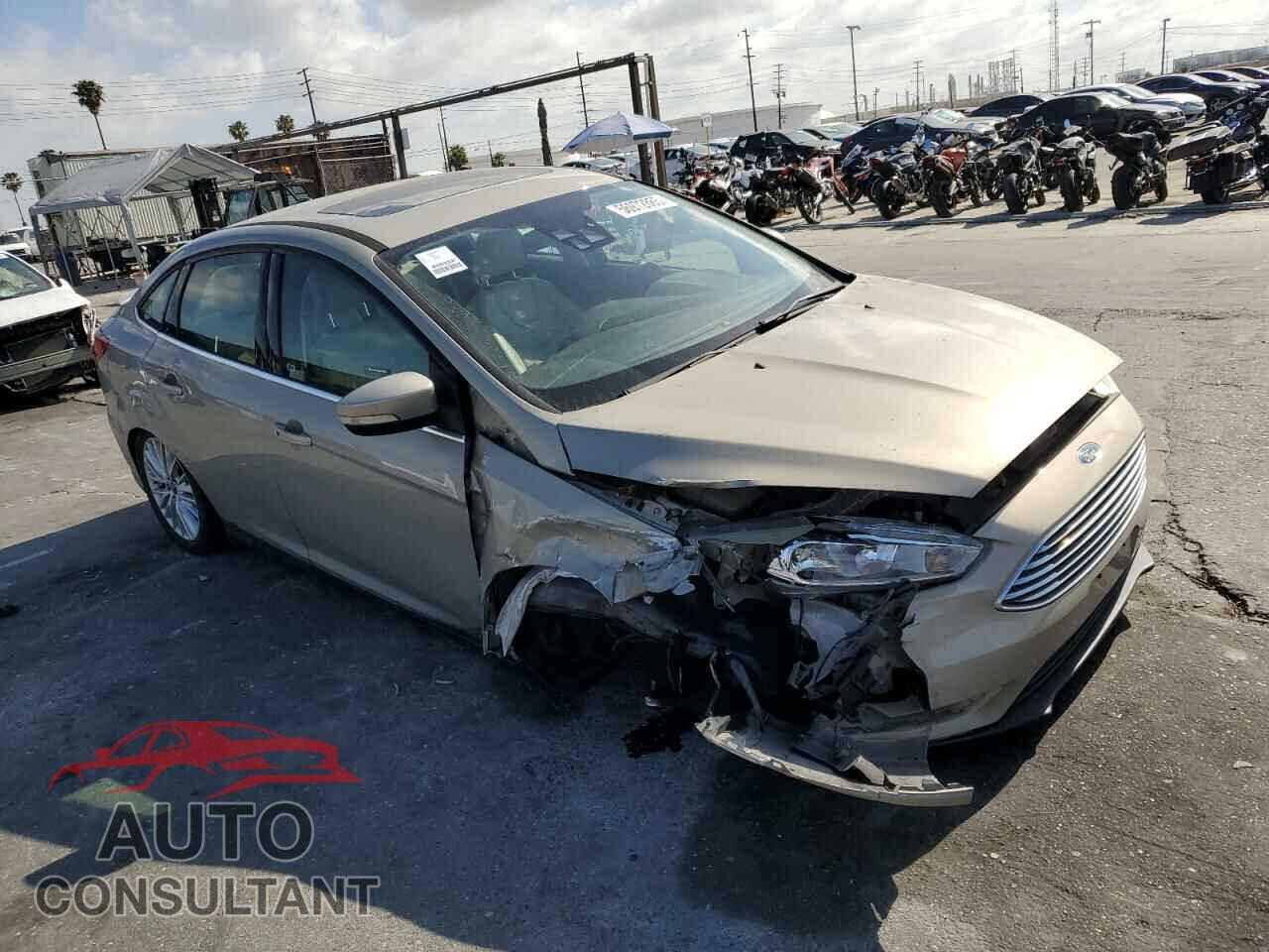 FORD FOCUS 2015 - 1FADP3J28FL288037