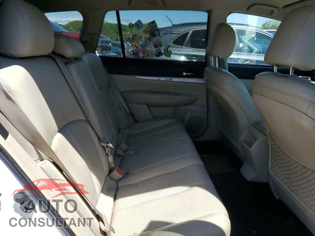 SUBARU OUTBACK 2013 - 4S4BRBCC6D3284914