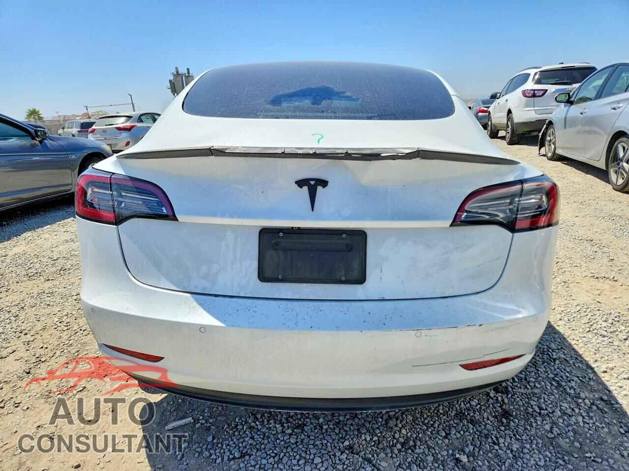 TESLA MODEL 3 2021 - 5YJ3E1EA9MF921548