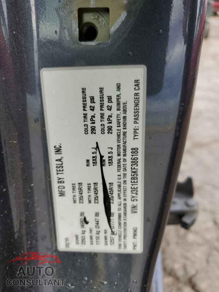 TESLA MODEL 3 2019 - 5YJ3E1EB5KF386188