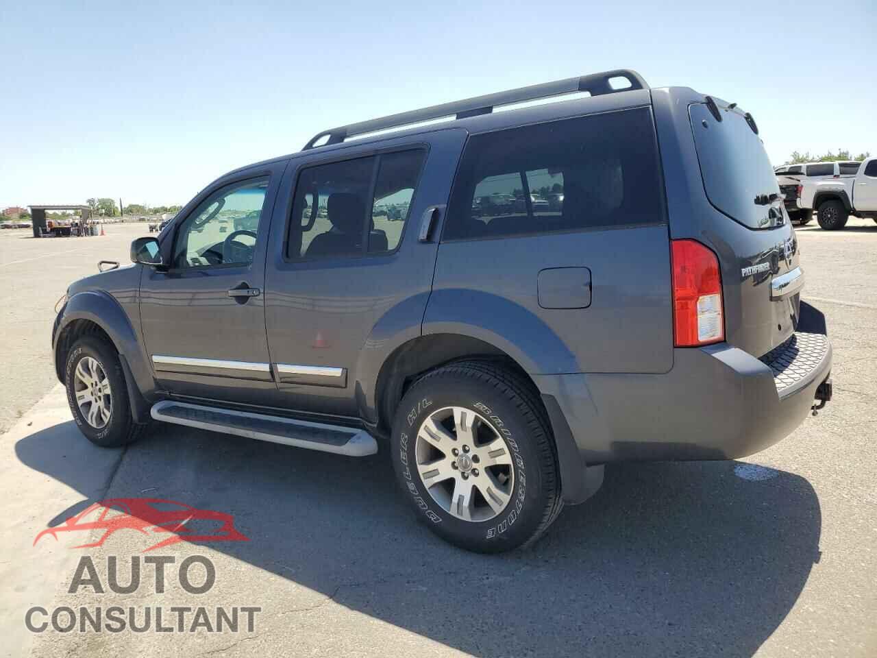 NISSAN PATHFINDER 2011 - 5N1AR1NB2BC607184