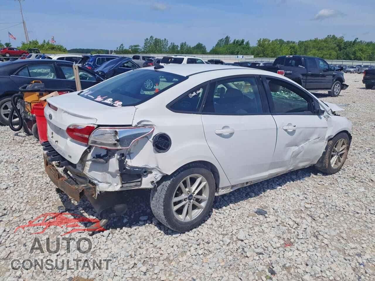 FORD FOCUS 2017 - 1FADP3F20HL292014